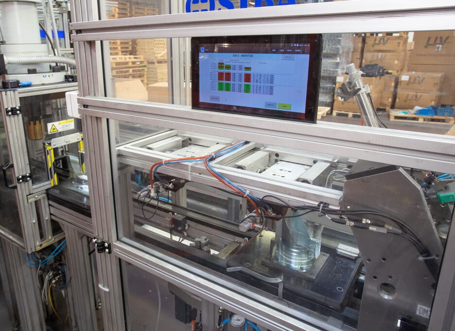 Automated castor test station
