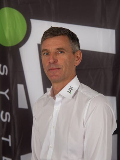 Domen Otoničar