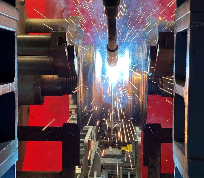 Robot welding of steel parts